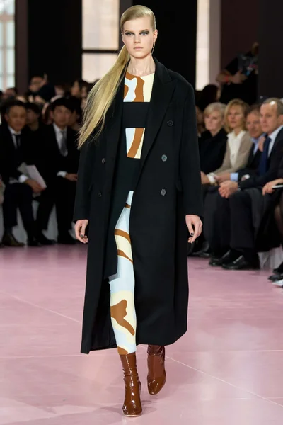 Look 6